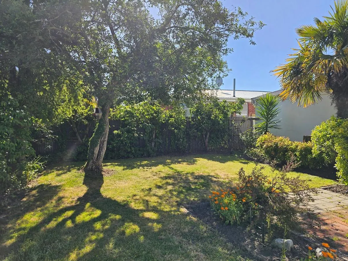 Aspiring Villa Apartment Christchurch New Zealand